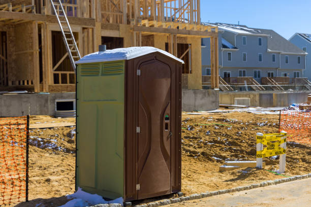 Best Luxury portable toilet rental  in Carlisle, IA