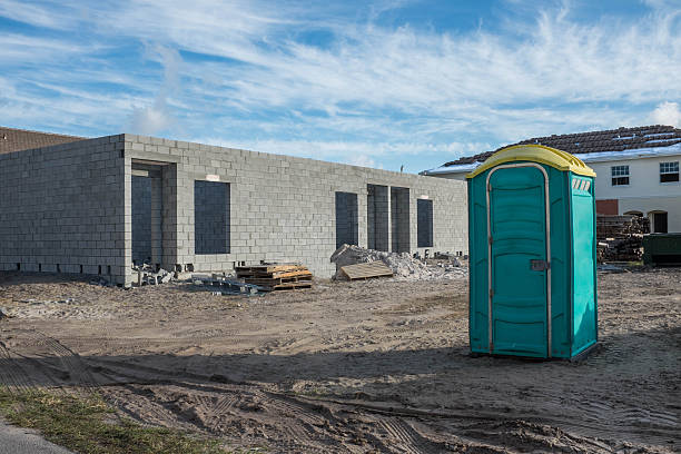Best Affordable portable toilet rental  in Carlisle, IA