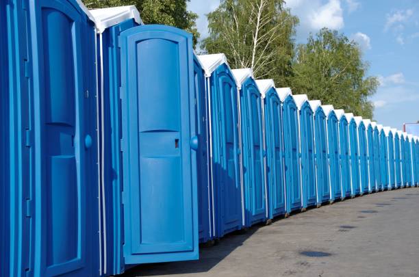 Best Porta potty rental near me  in Carlisle, IA